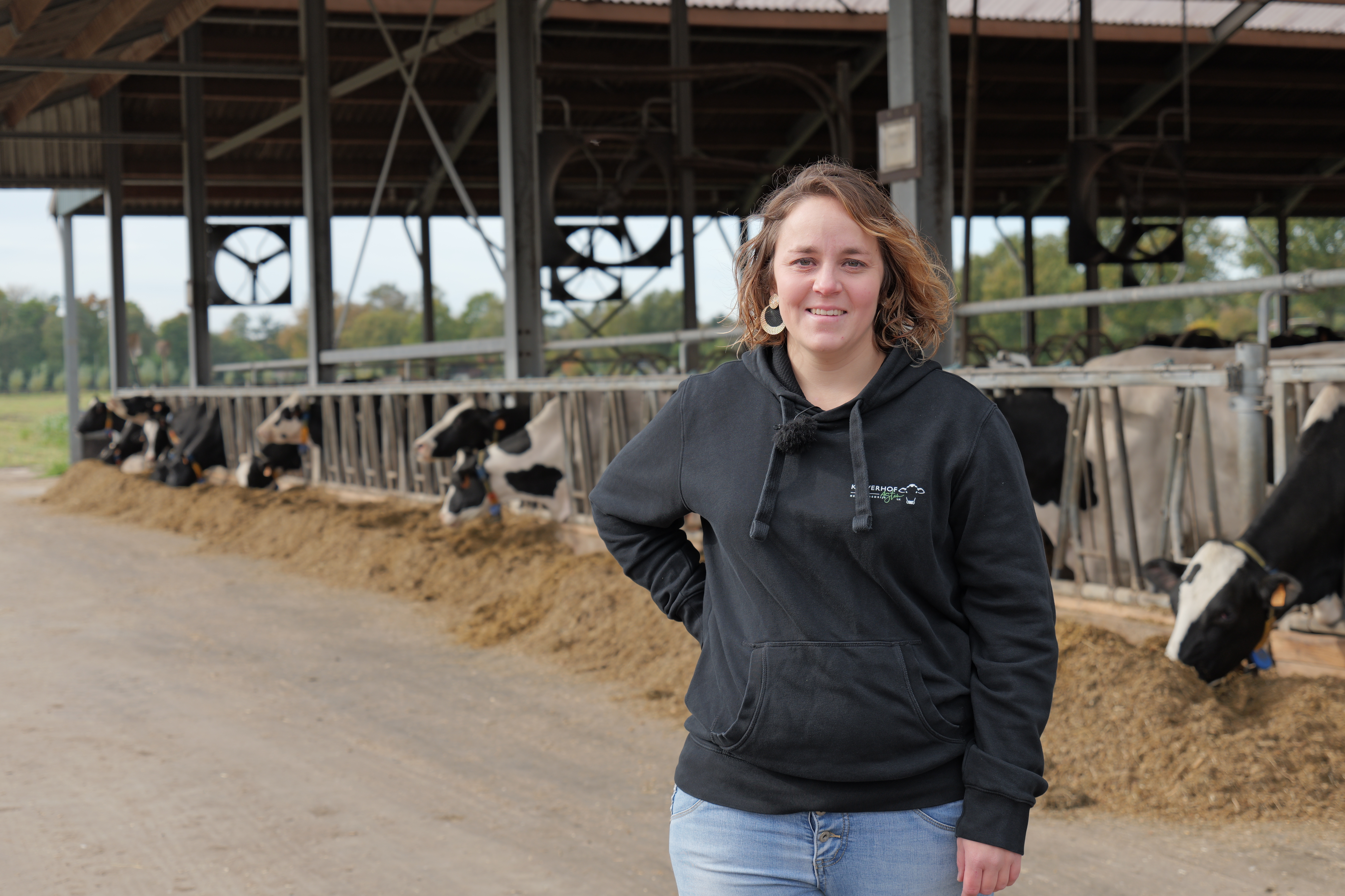 Christine Boonen van melkveebedrijf Klaverhof Agten: “Met SenseHub heb ik meer tijd, meer inzicht en meer melk!”